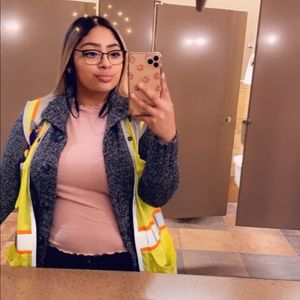 Meet your Posher, Marissa